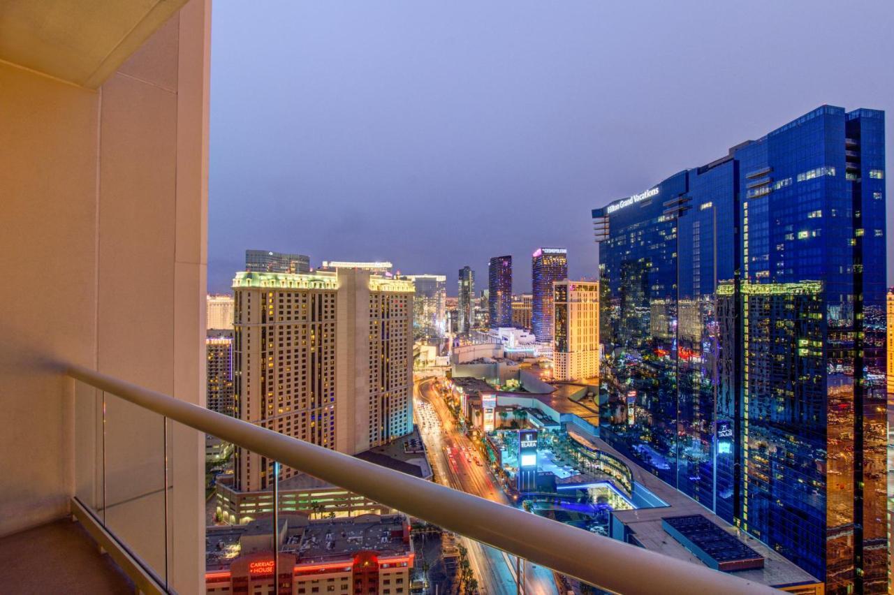 Penthouse Suite With Strip View At The Signature At Mgm Grand Лас-Вегас Екстер'єр фото